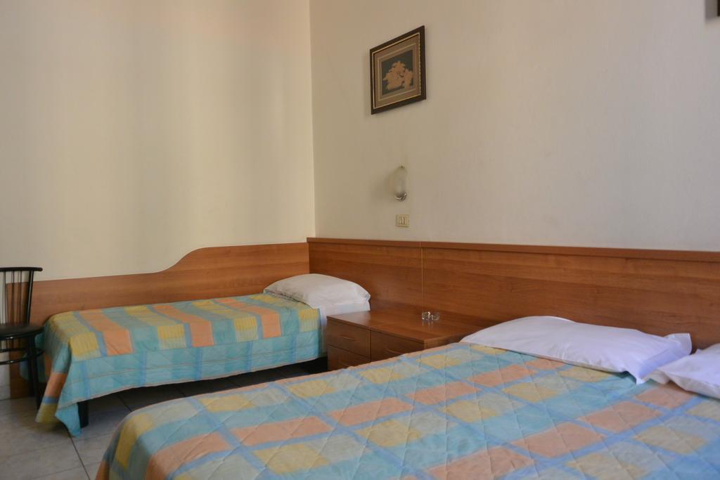 Hotel Oriente Milano Eksteriør bilde