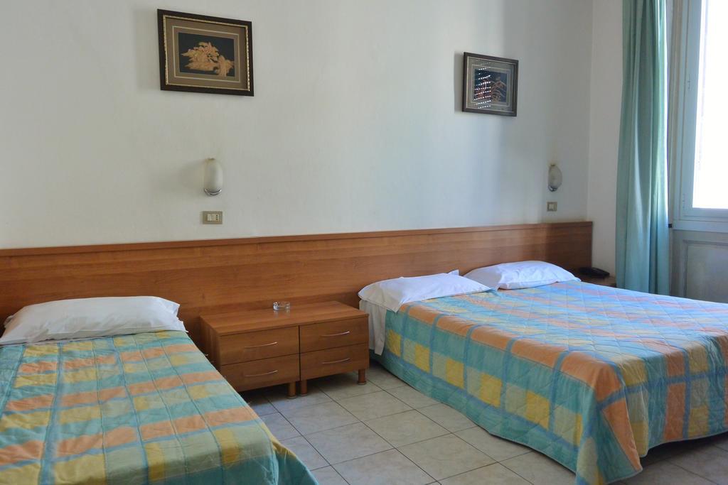 Hotel Oriente Milano Eksteriør bilde